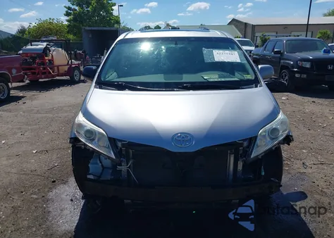 2011 Toyota Sienna Limited V6 from USA, damaged, VIN 5TDYK3DCXBS011266